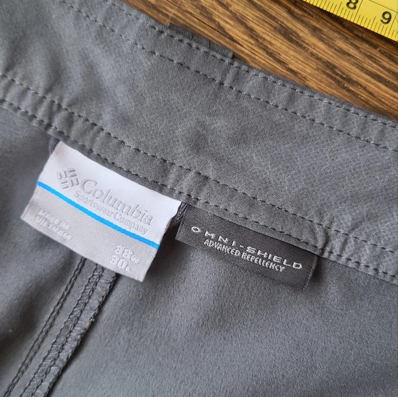 Columbia omni shield gray mens pants sz.38×30 - Picture 3 of 10